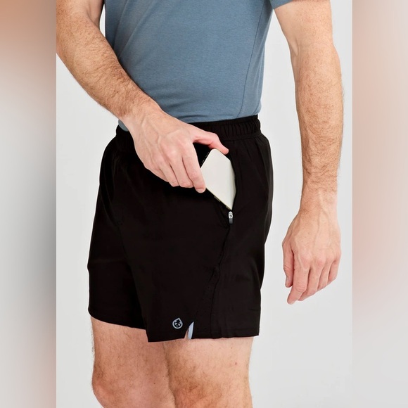 Tasc Men's Black  lightweight Athletic Shorts size L - Picture 2 of 10